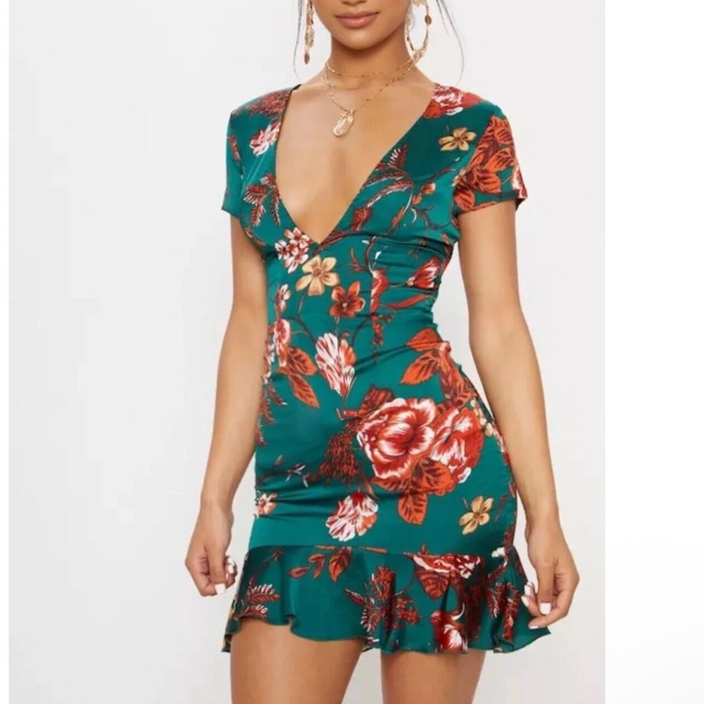 PrettyLittleThing Teal Floral‎ Mini Dress NWT